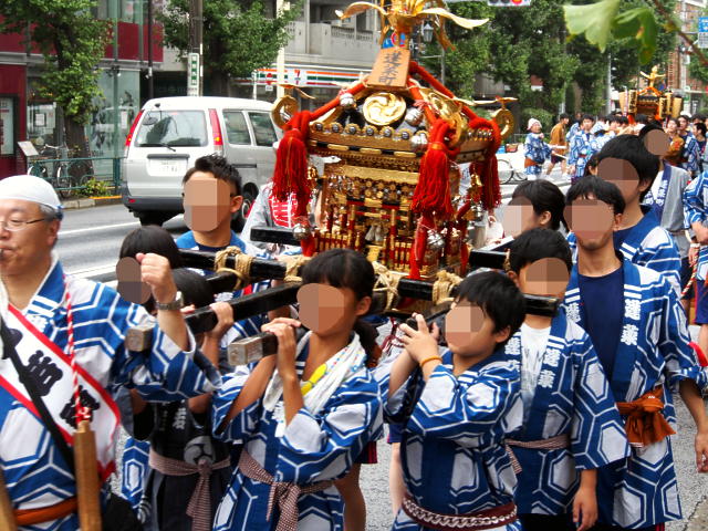 子供神輿 | 蓬莱町会公式ホームページ